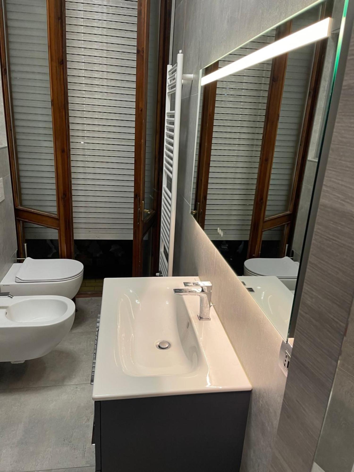 Bilocale Zona Navigli Apartment Milano Ngoại thất bức ảnh