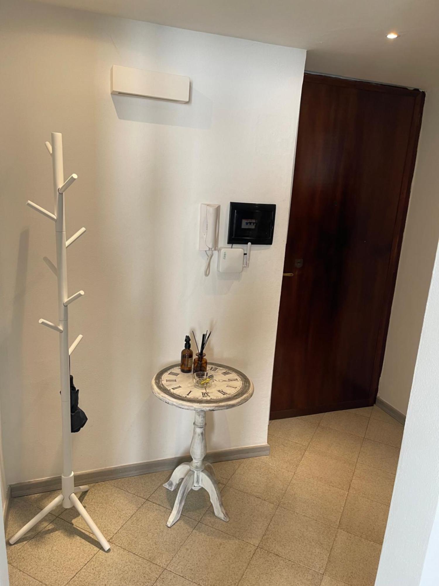 Bilocale Zona Navigli Apartment Milano Ngoại thất bức ảnh